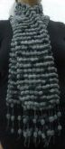 Cachecol Pompom Médio Cinza Escuro com Preto